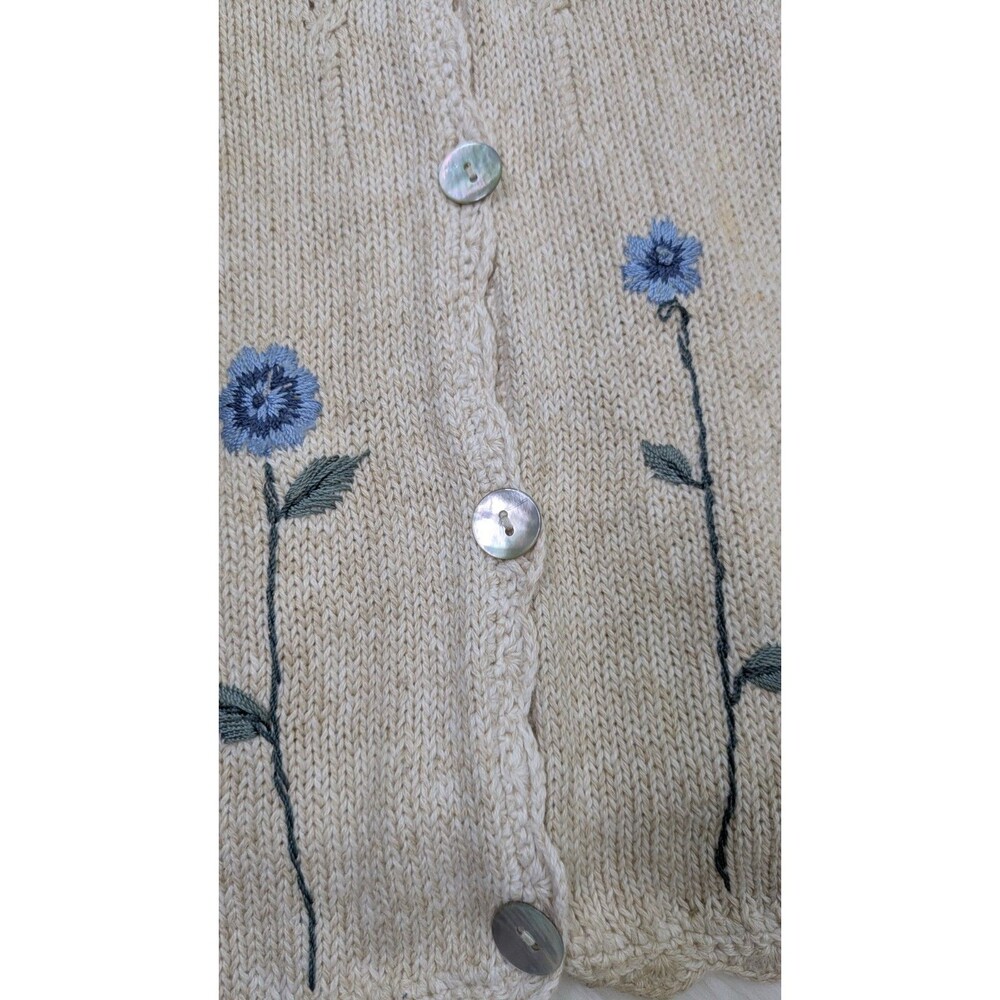 Christopher & Banks Women Size Large Sweater Vest Embroidered Floral GrandmaCore - Picture 6 of 11
